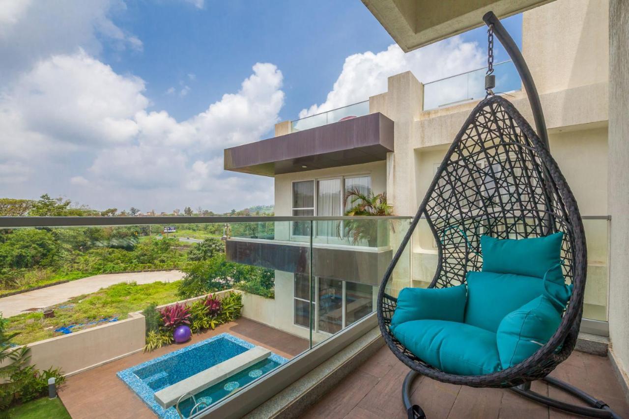 Villa Azul By Stayvista, Offering A Snooker Table, Terrace, Swimming Pool & A Spacious Lawn With A Charming Gazebo For A Perfect Getaway โลนาวาลา ภายนอก รูปภาพ